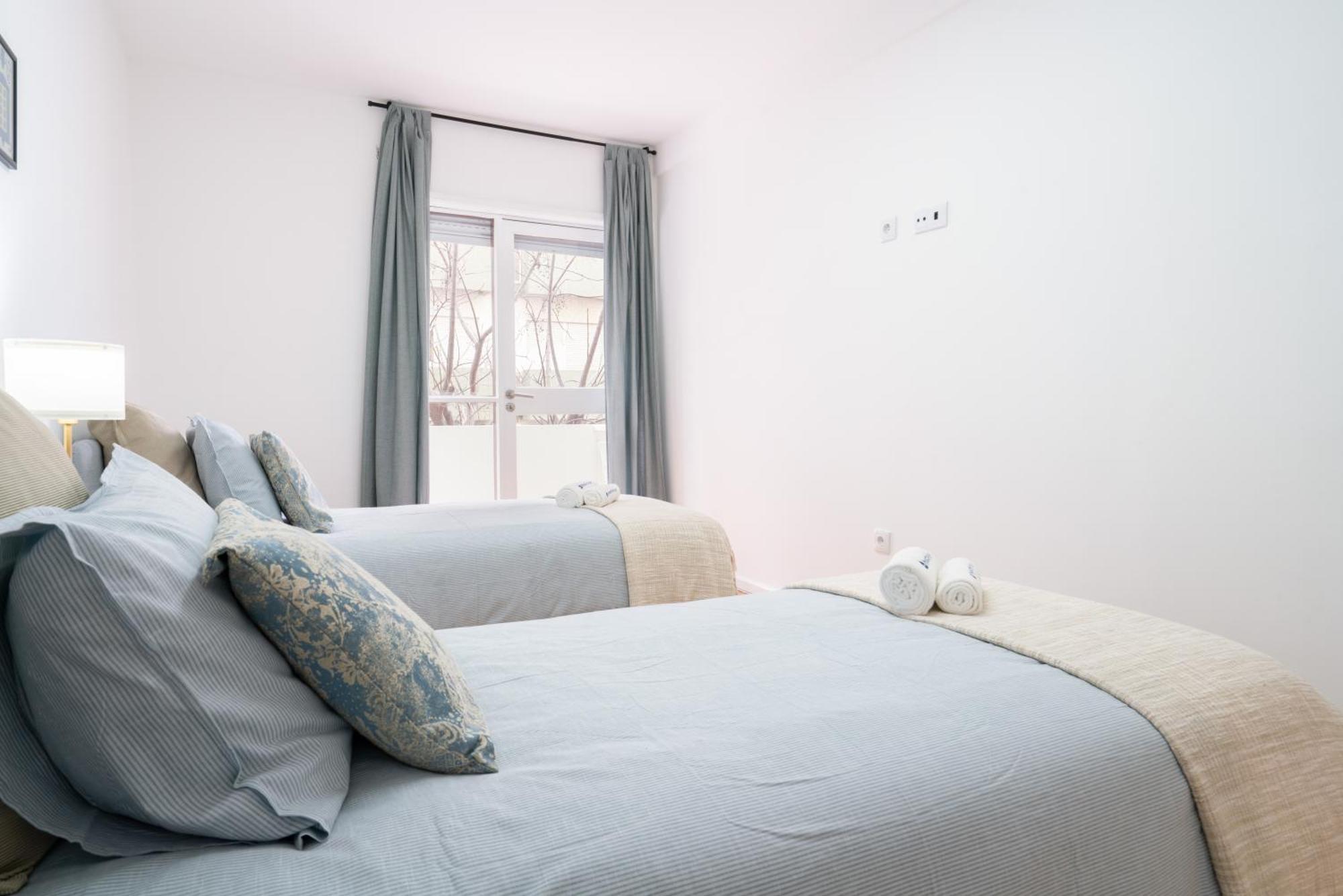 Host Wise - Spacious Fresh Flat W Terrace - Near Sea Espinho  Eksteriør bilde